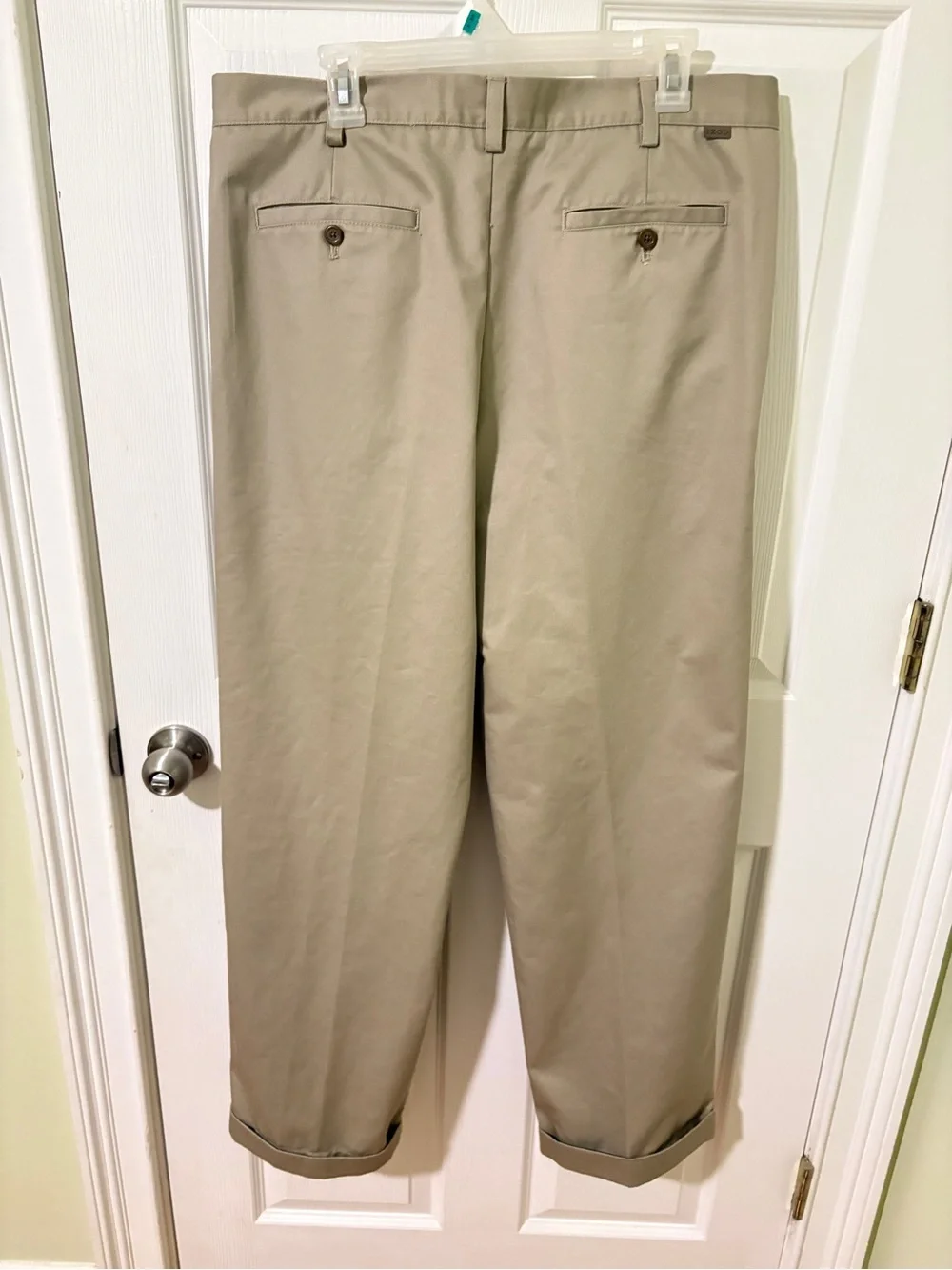 Izod Men's Pleated Chino Pants in Light Khaki
